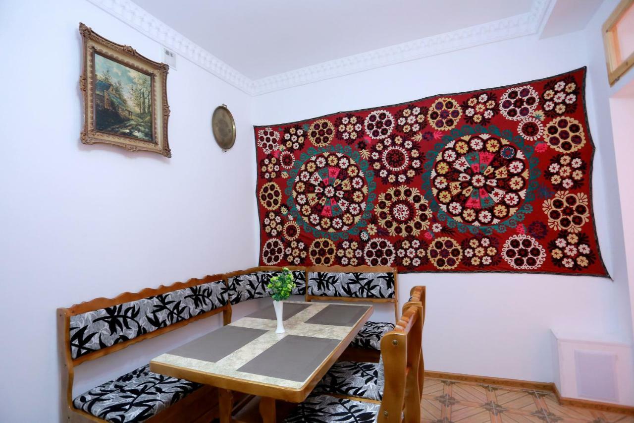 Anis-Pari Hotel Boukhara Extérieur photo