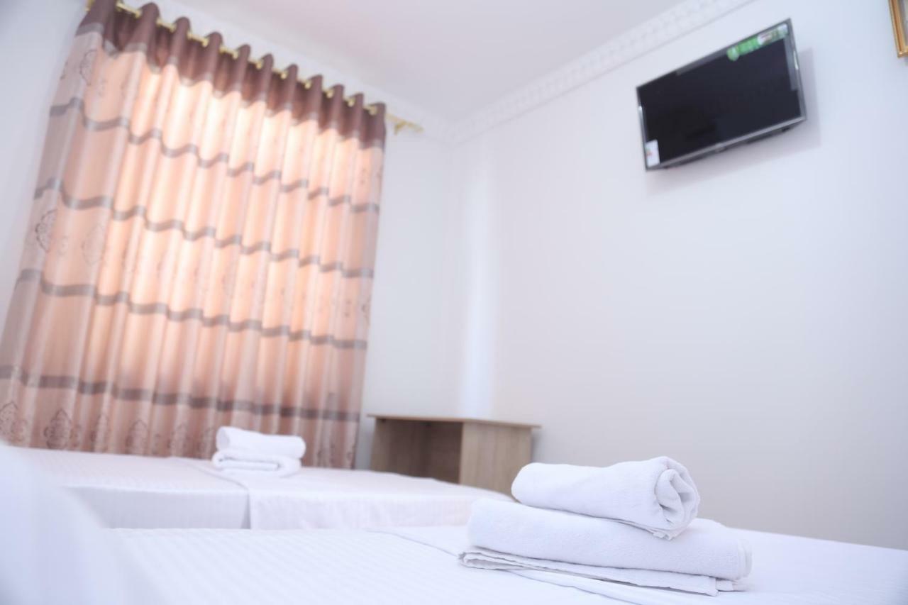 Anis-Pari Hotel Boukhara Extérieur photo