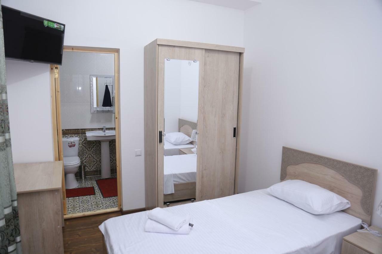 Anis-Pari Hotel Boukhara Extérieur photo