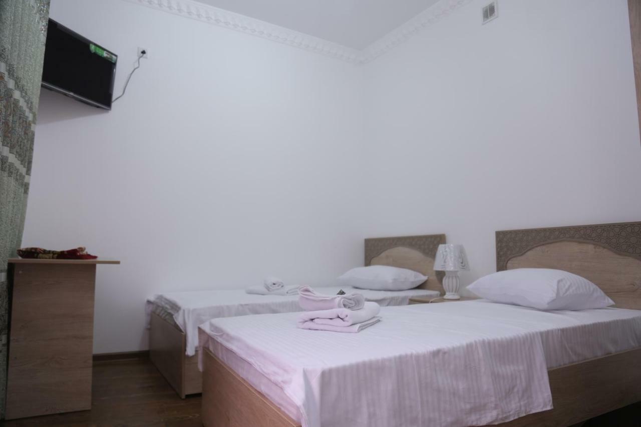 Anis-Pari Hotel Boukhara Extérieur photo
