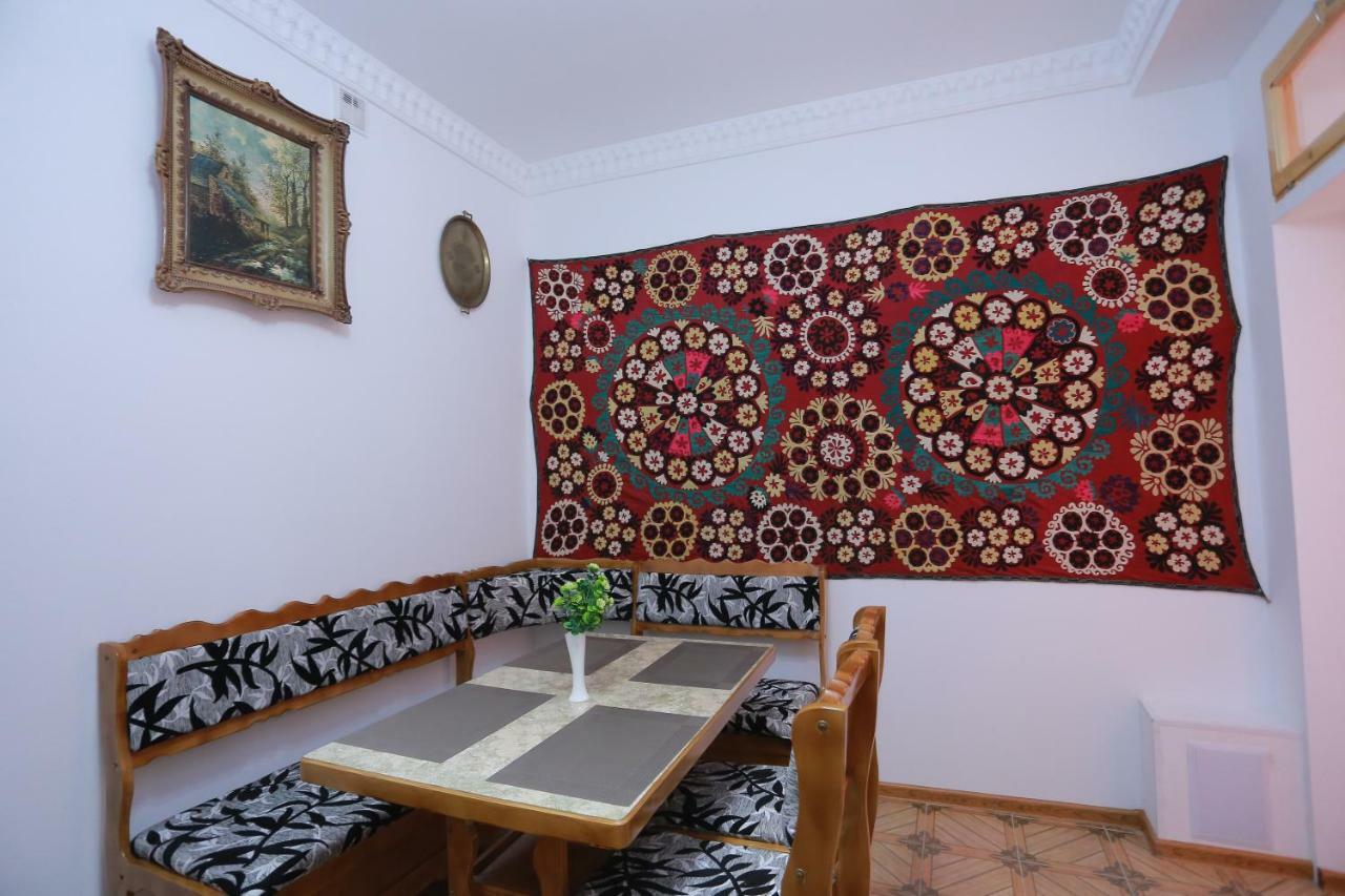 Anis-Pari Hotel Boukhara Extérieur photo