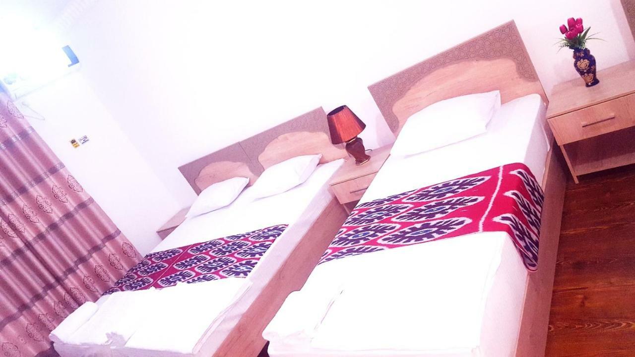 Anis-Pari Hotel Boukhara Extérieur photo