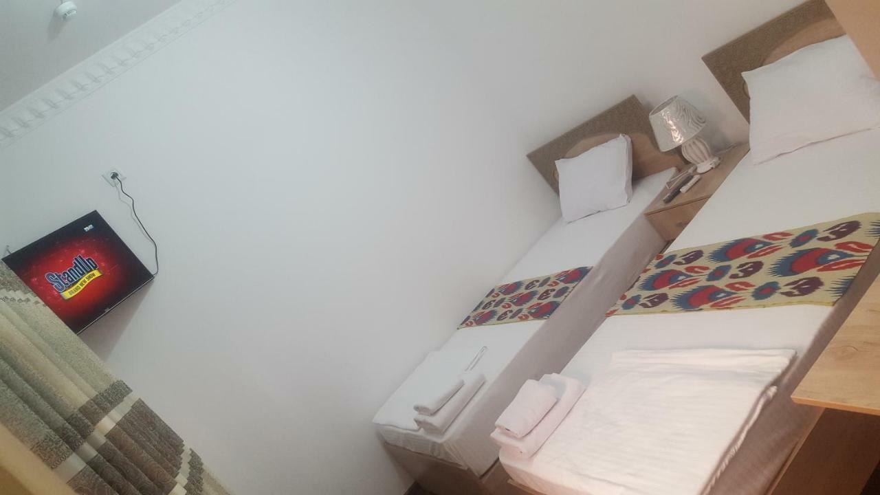 Anis-Pari Hotel Boukhara Extérieur photo